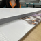Plastci ridé blanc couvre la bannière résistante UV de vinyle de la publicité extérieure 4x8